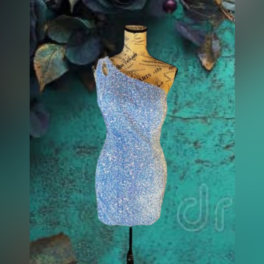 Sparkle One-Shoulder Sequin Mini Dress - Light Blue
